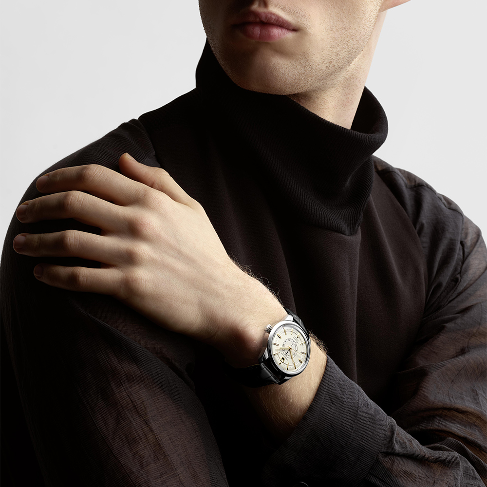 Longines Conquest Heritage L1.648.4.78.2 Αυτόματο Ανοξείδωτο ατσάλι Μαύρο δερμάτινο λουρί Σαμπανιζέ χρώμα καντράν