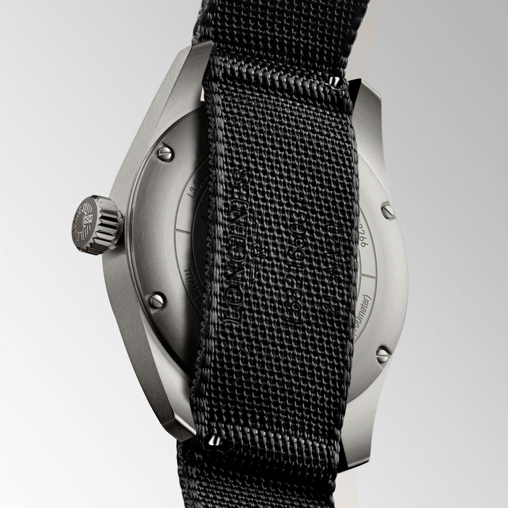 Longines Spirit L3.810.1.53.2 Αυτόματος Τιτάνιο Συνθετικό λουρί μαύρου χρώματος Ανθρακί χρώμα καντράν