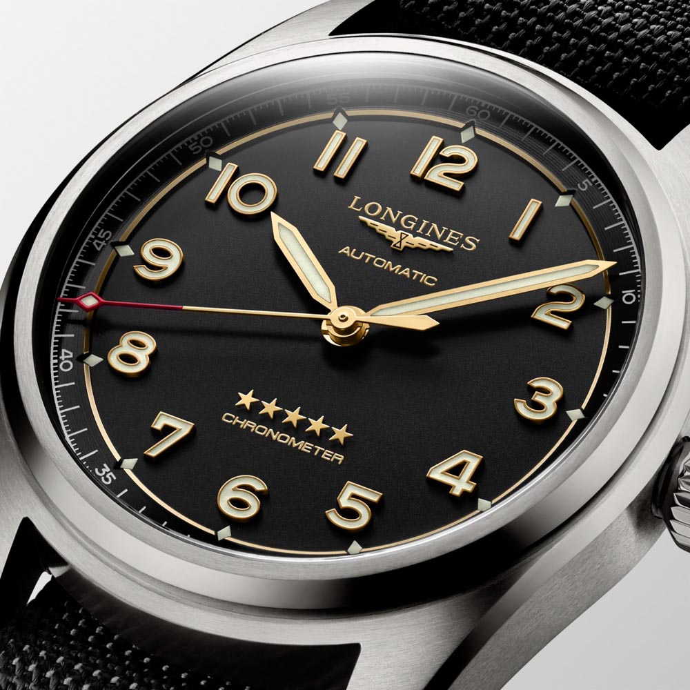 Longines Spirit L3.810.1.53.2 Αυτόματος Τιτάνιο Συνθετικό λουρί μαύρου χρώματος Ανθρακί χρώμα καντράν