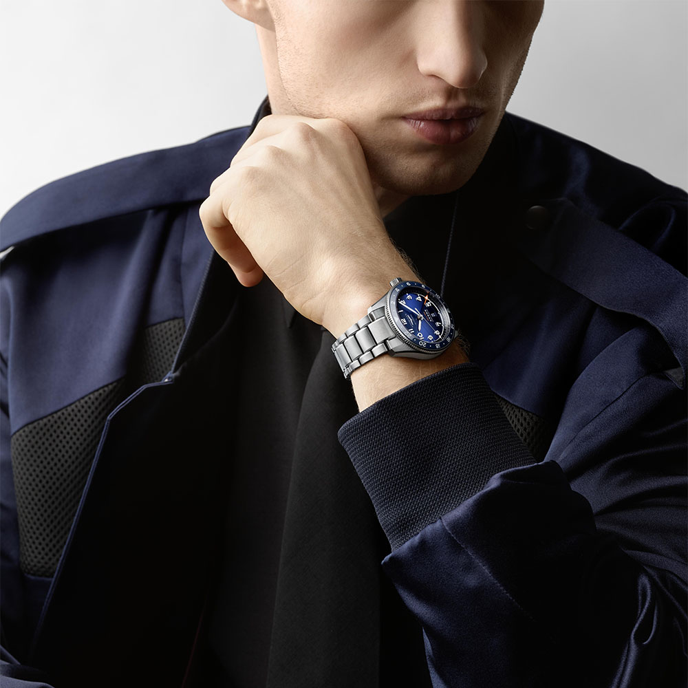 Longines Spirit L3.812.4.93.6 Αυτόματο Ανοξείδωτο ατσάλι Μπρασελέ Μπλε χρώμα καντράν Κεραμική στεφάνη