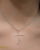 Γυναικείος σταυρός με αλυσίδα, Λευκός χρυσός Κ18 με διαμάντια Κωδικός 006847