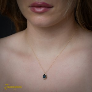 Necklace  Yellow gold K18 with London Blue Topaz and Diamonds Code 012630