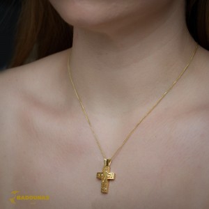 Γυναικείος σταυρός Κίτρινος χρυσός Κ14 με ημιπολύτιμες πέτρες Κωδικός 004079