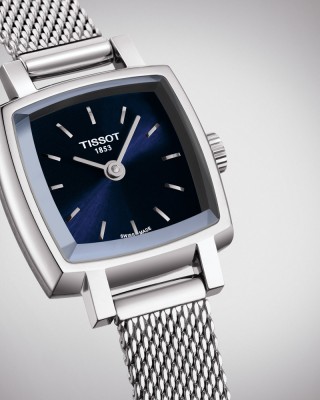 Tissot Lovely Square T058.109.11.041.00 Quartz Ανοξείδωτο ατσάλι Μπρασελέ milanese Μπλε χρώμα καντράν