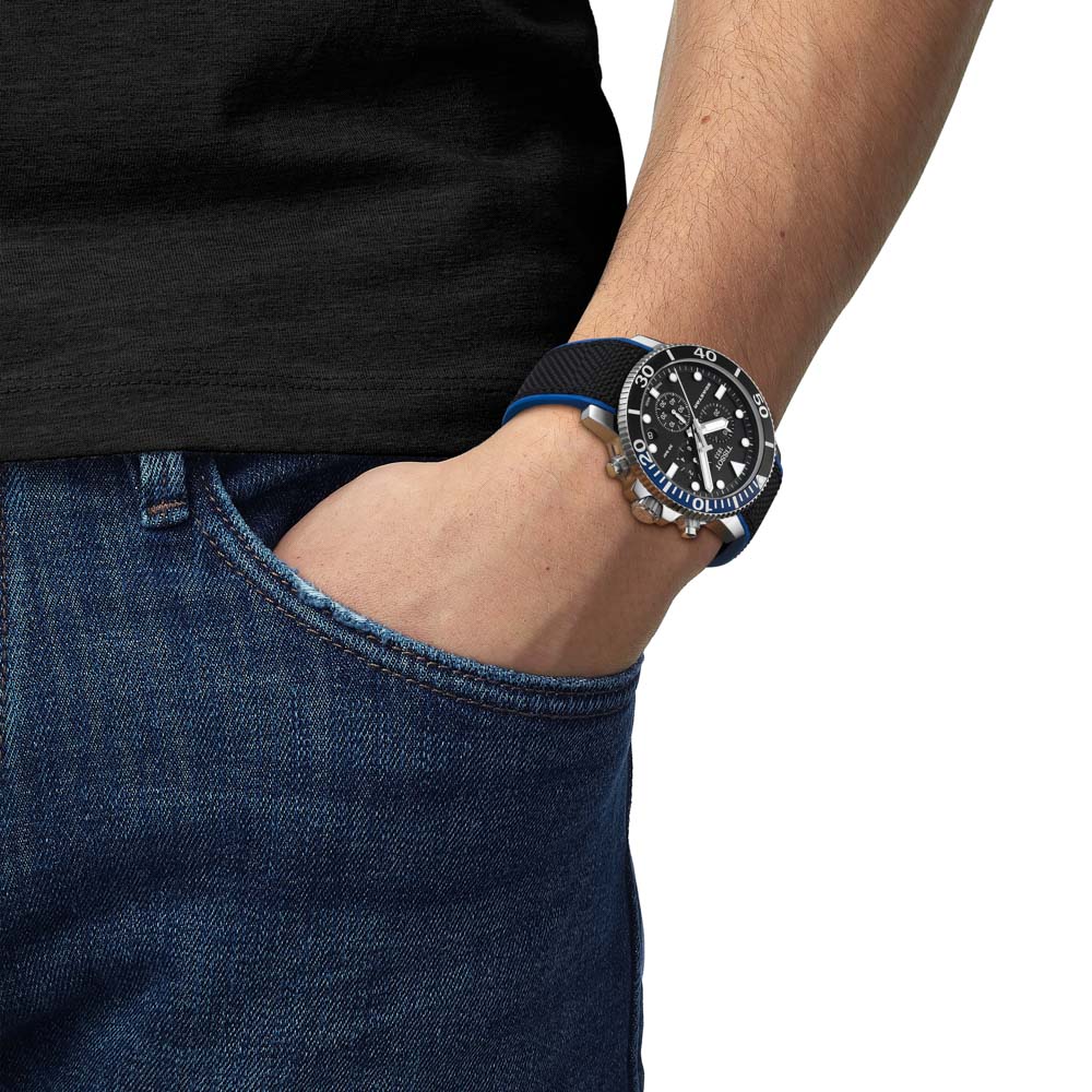 Tissot Seastar 1000 Chronograph T120.417.17.051.03 Quartz Ανοξείδωτο ατσάλι Μαύρο συνθετικό λουρί Στεφάνη αλουμινίου Μαύρο χρώμα καντράν Καταδυτικό